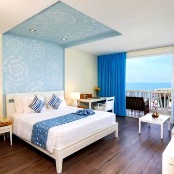 The Cliff Resort & Residences