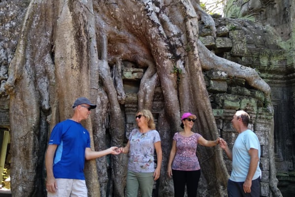 Day 20: Siem Reap - Angkor Thom - Angkor Wat - Dinner with Apsara show