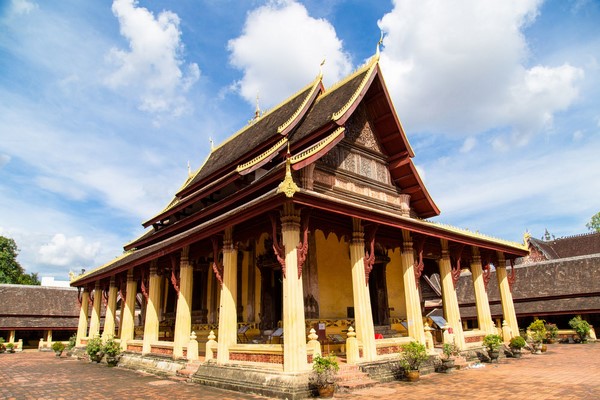 Day 1: Vientiane arrival - city tour