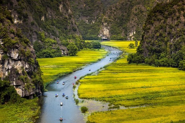 Day 06: Hanoi - Tam Coc - Mua Cave