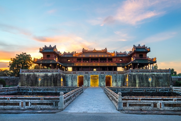 Day 10: Hue visit - Crafting Non La