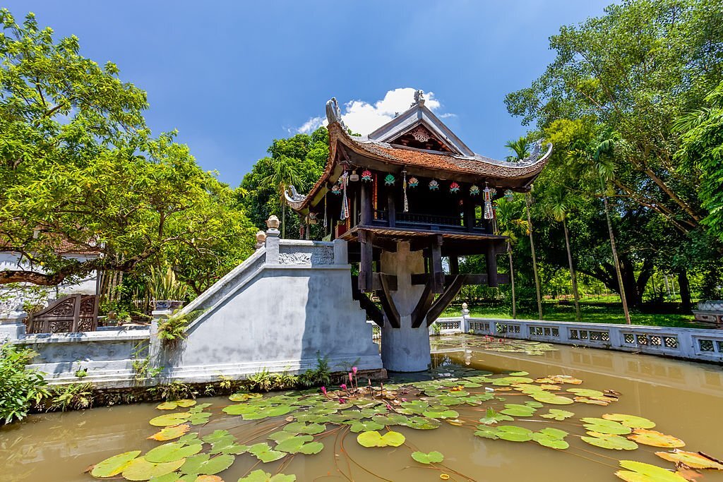 one pillar pagoda