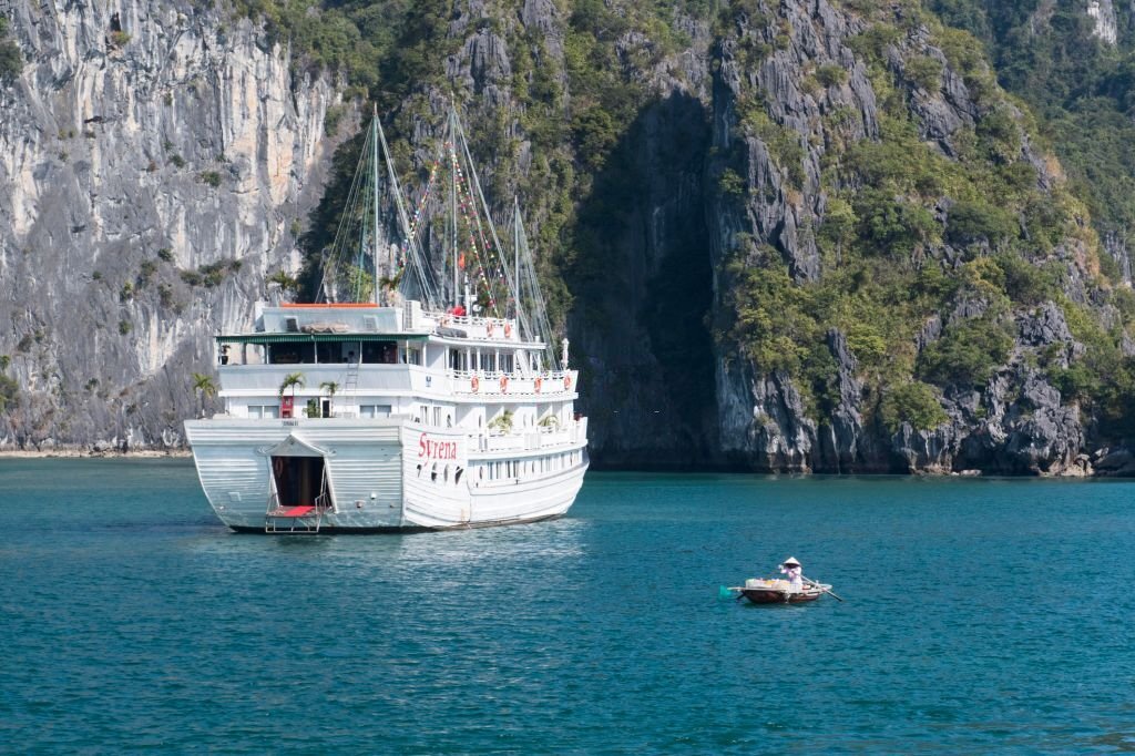 halong bay